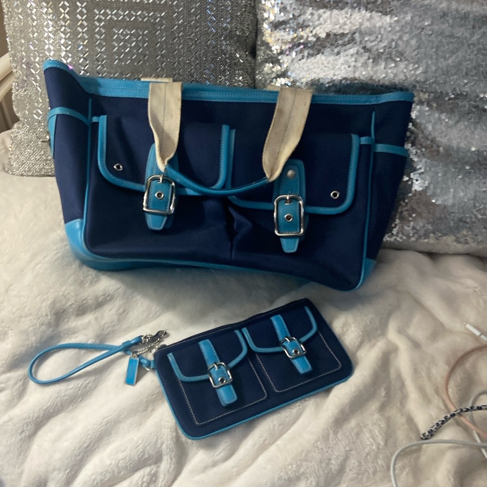 Coach Vintage Hamptoms Colorblock Canvas Tote and Wristlet Set in Blue